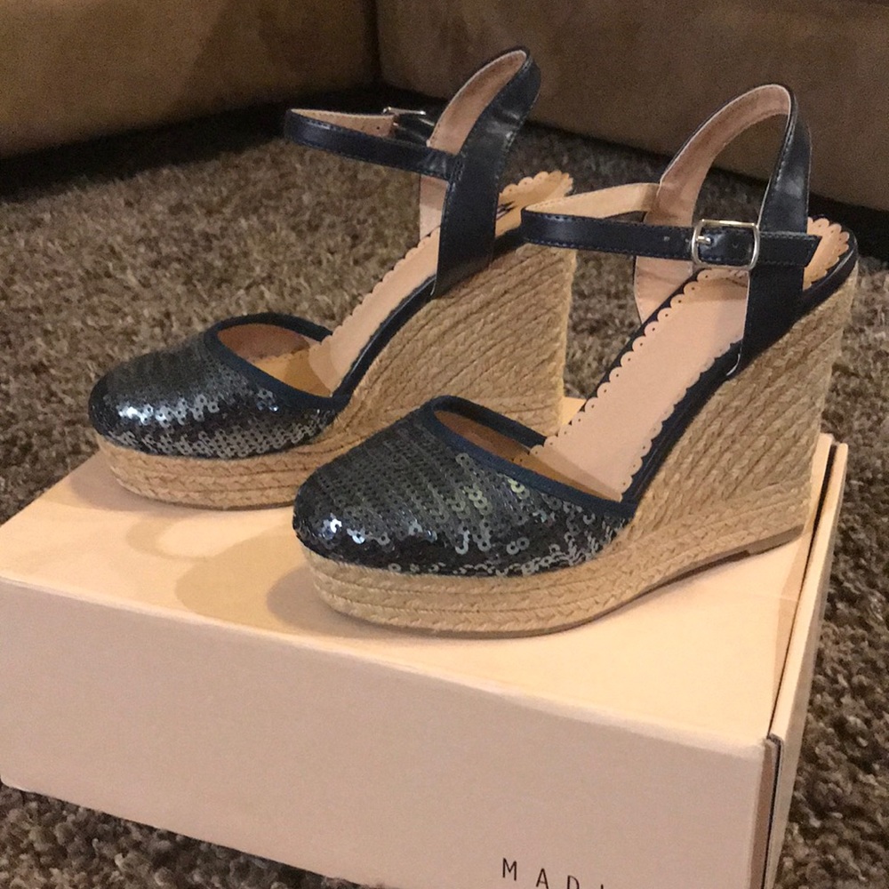 Navy blue sparkle wedges